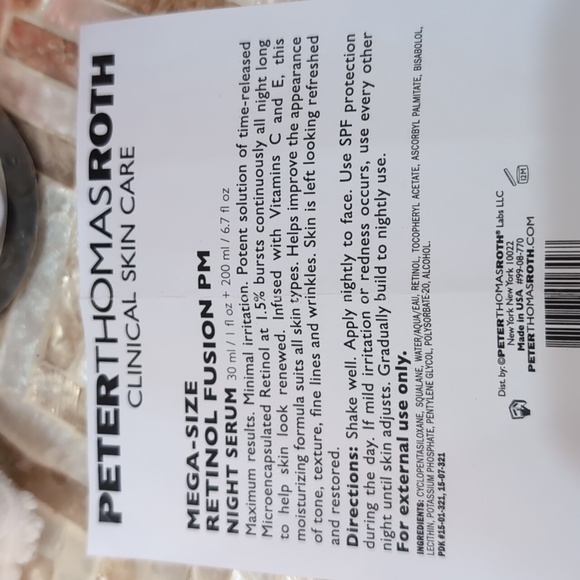 Peter Thomas Roth Retinol Fusion Pm Night Serum 6.7oz with Free Cleanser - Picture 9 of 10